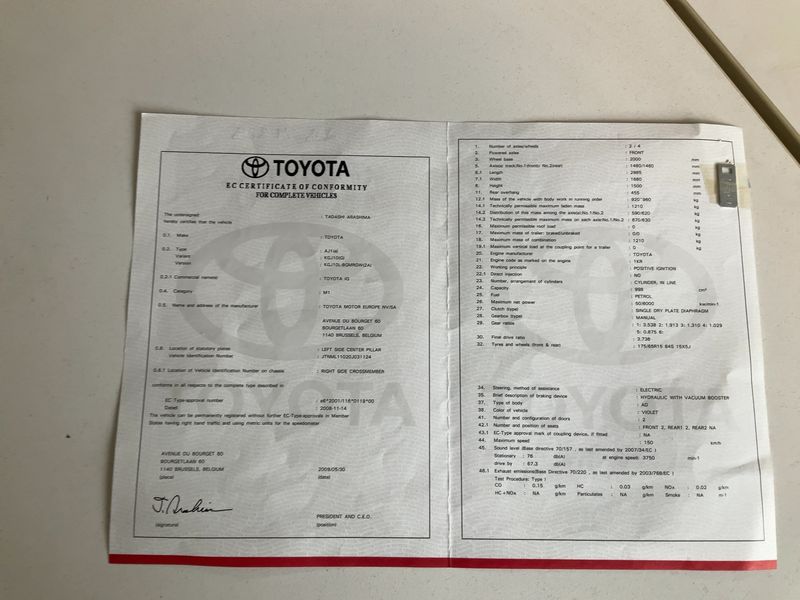 Toyota iQ 1.0 VVT-i — zdjęcie 16