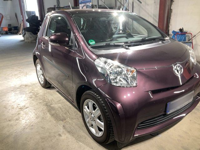 Toyota iQ 1.0 VVT-i — zdjęcie 8