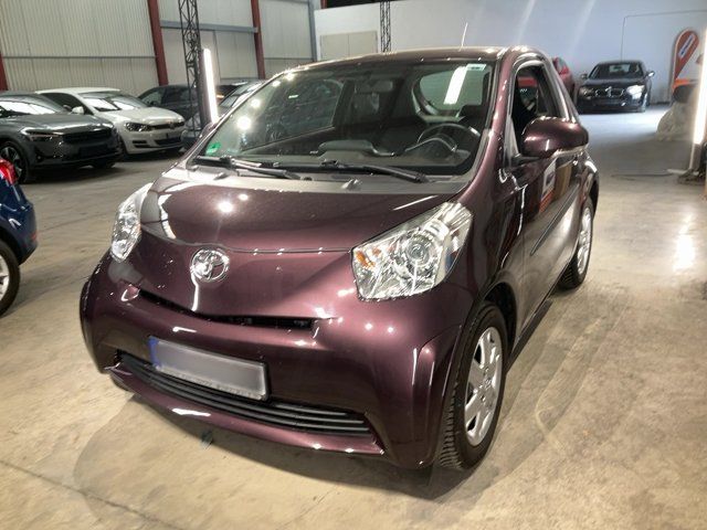 Toyota iQ 2010