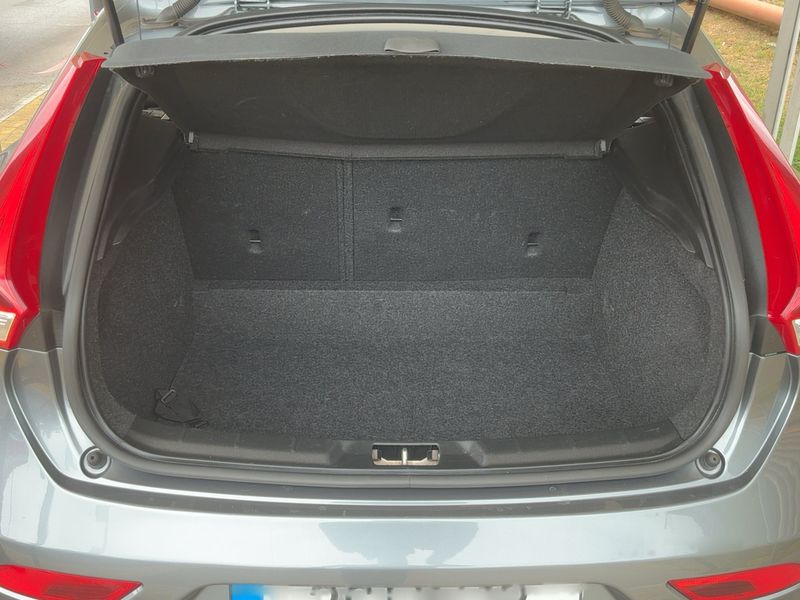 Volvo V40 2.0 D2 Kinetic — zdjęcie 10
