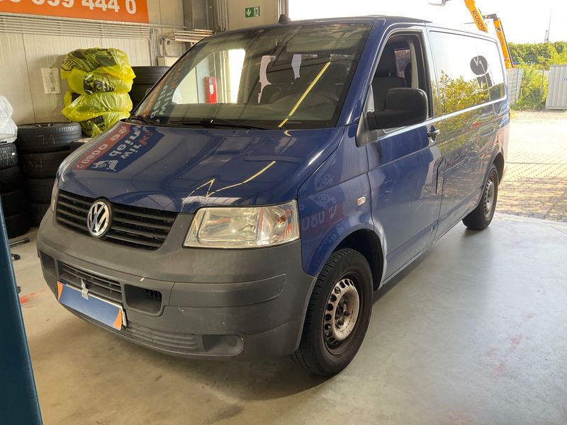 Volkswagen T5 Kombi 2.5 TDI
