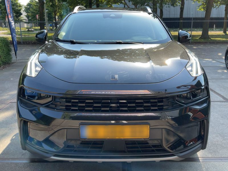 Lynk & Co 01 1.5 Plug-in Hybrid — zdjęcie 9