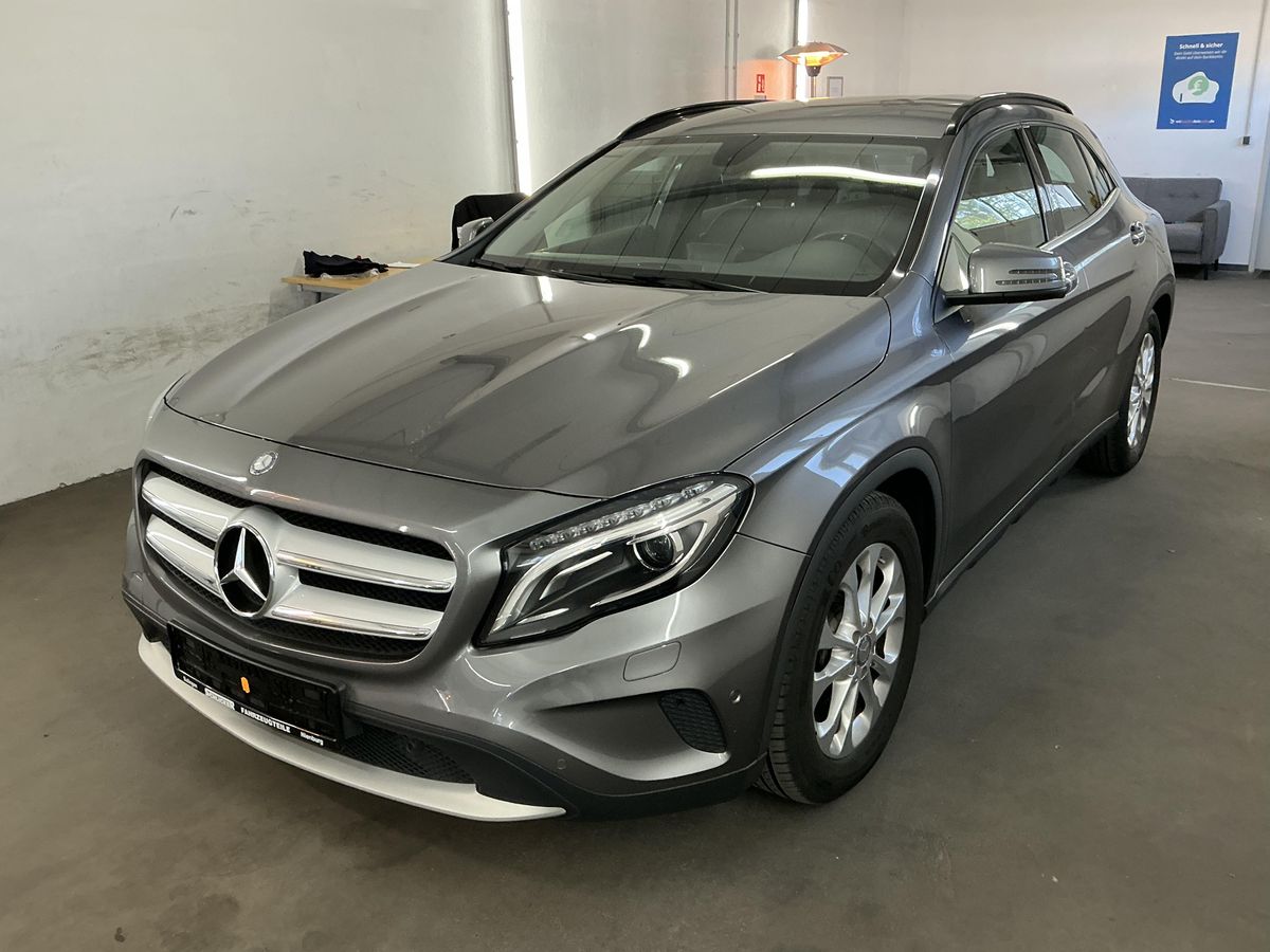 Mercedes-Benz GLA-Klasse 2015