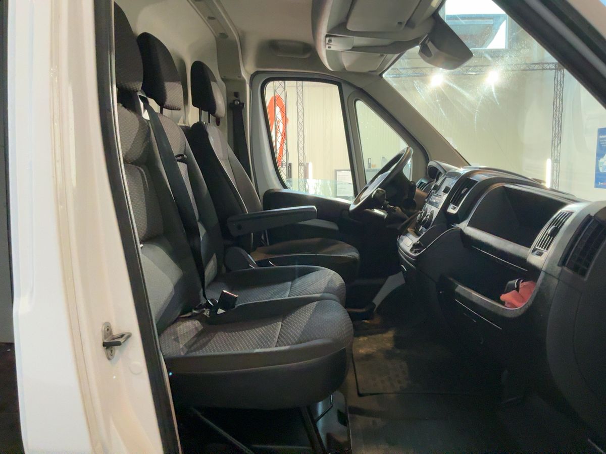Citroen Jumper 2022 — photo 17