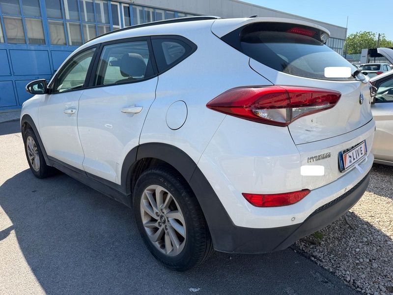 Hyundai Tucson 1.7 CRDi 25 Aniversario 4x2 — zdjęcie 3