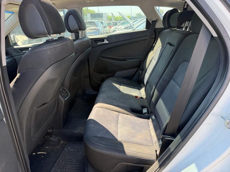 Hyundai Tucson 1.7 CRDi 25 Aniversario 4x2 — zdjęcie 14