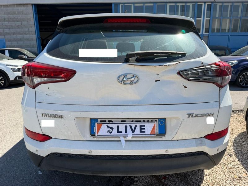 Hyundai Tucson 1.7 CRDi 25 Aniversario 4x2 — zdjęcie 4