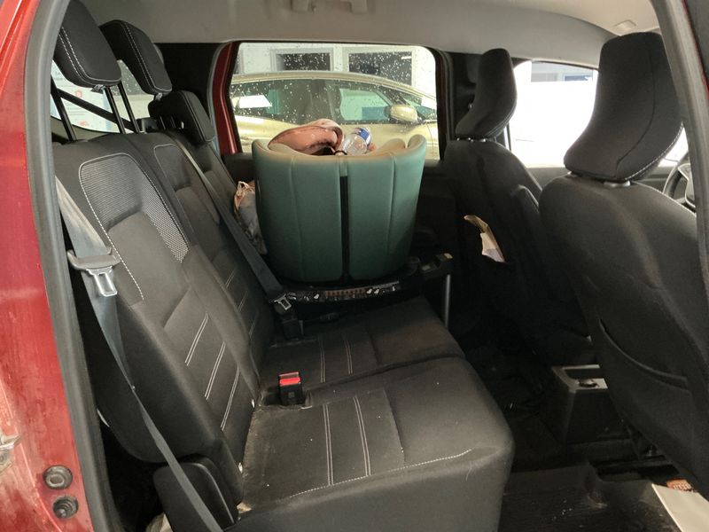 Dacia Jogger 1.0 TCe LPG Expression 2023 – снимка 19