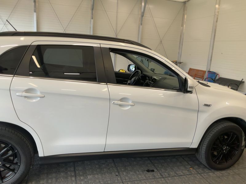 Mitsubishi ASX 1.8 DI-D Diamant Edition 4WD — zdjęcie 7