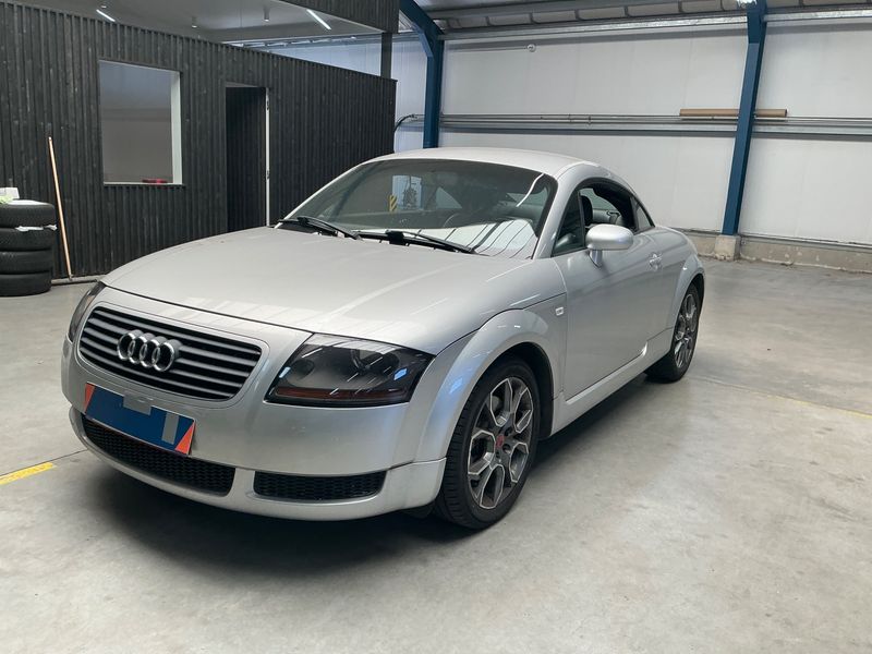 Audi TT 1.8 Turbo Coupe 1999 – снимка 1