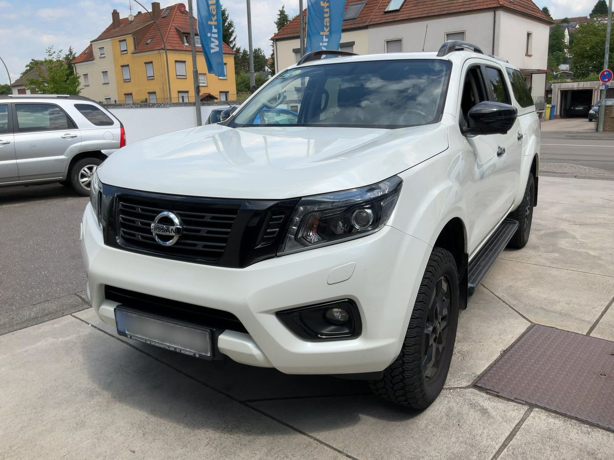 Nissan Navara 2020 — photo 1