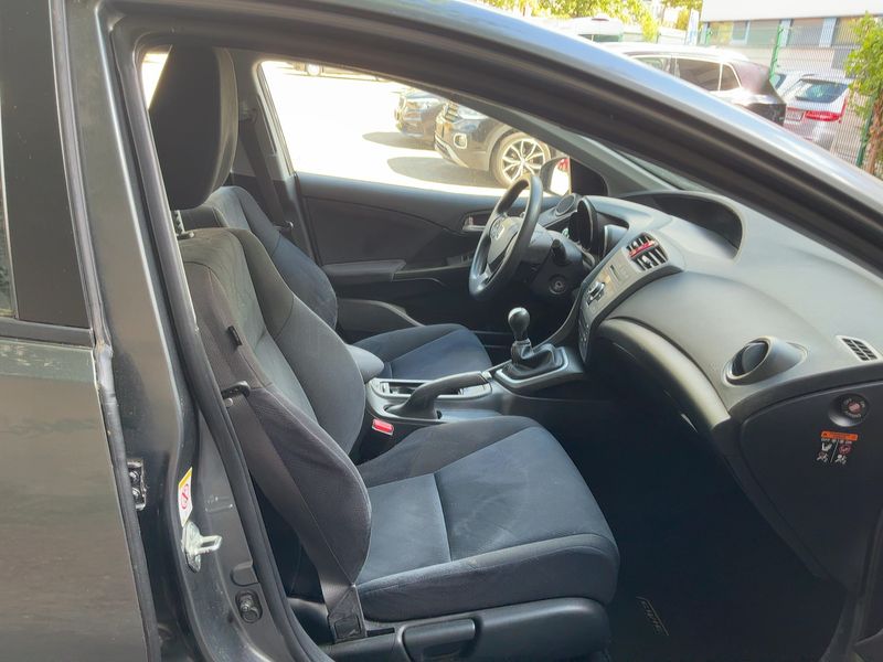 Honda Civic 1.4 Comfort — zdjęcie 11