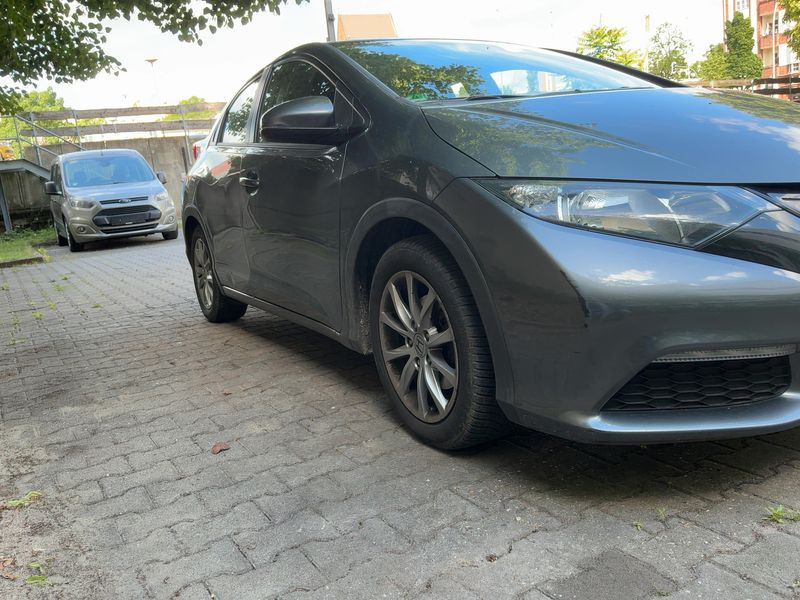 Honda Civic 1.4 Comfort — zdjęcie 8