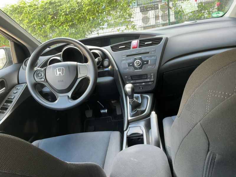 Honda Civic 1.4 Comfort — zdjęcie 12