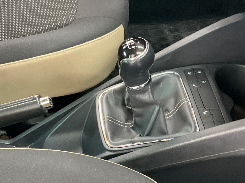 Seat Ibiza 1.2 TSI Style 2015 – снимка 29