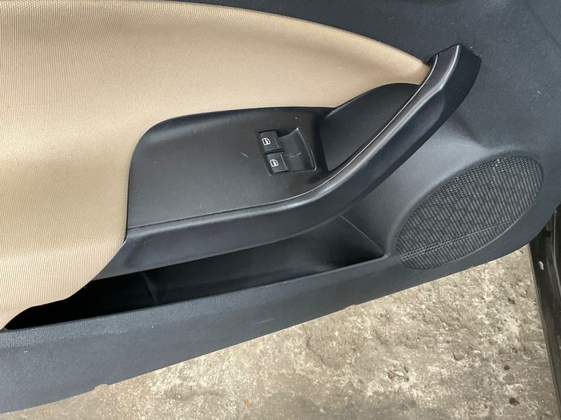 Seat Ibiza 1.2 TSI Style 2015 – снимка 25