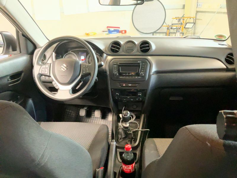 Suzuki Vitara 1.4 BoosterJet Mild-Hybrid Comfort 4x2 — zdjęcie 12