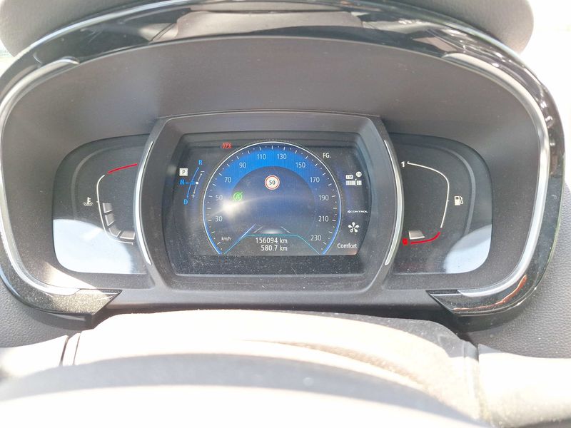 Renault Espace 1.6 dCi Energy Intens — zdjęcie 12