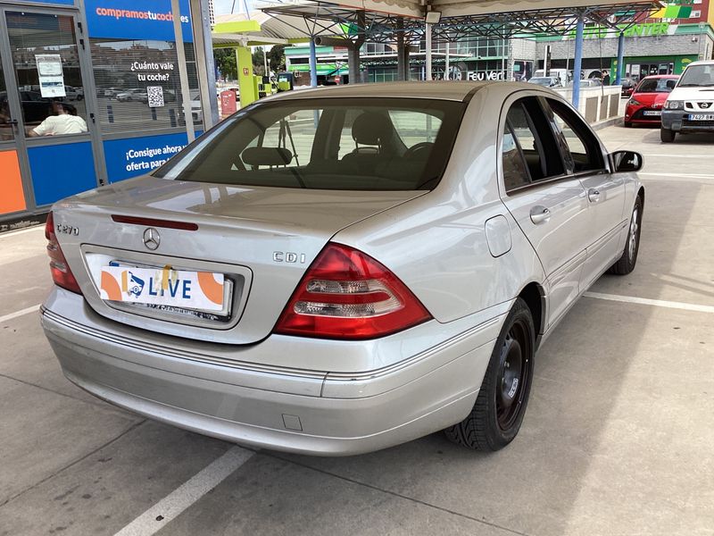Mercedes-Benz C-Klasse C 270 CDI Elegance 2002 – снимка 2