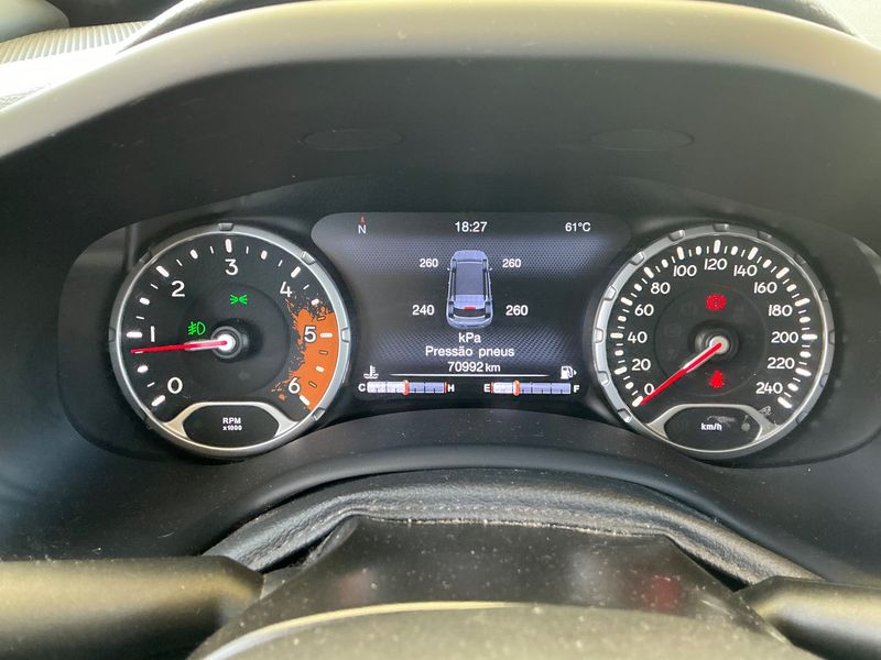 Jeep Renegade 1.6 M-Jet Limited FWD — zdjęcie 13