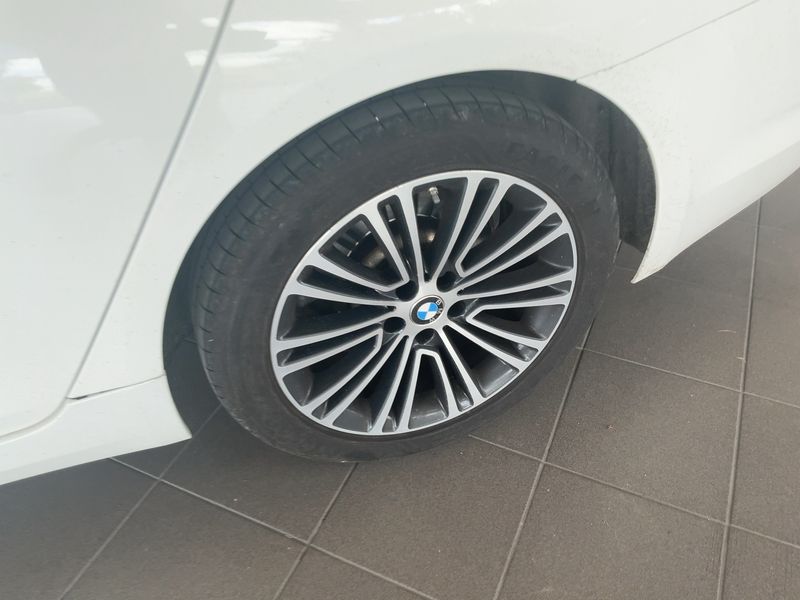 BMW 5er 520d Mild-Hybrid xDrive Sport Line 2020 – снимка 5