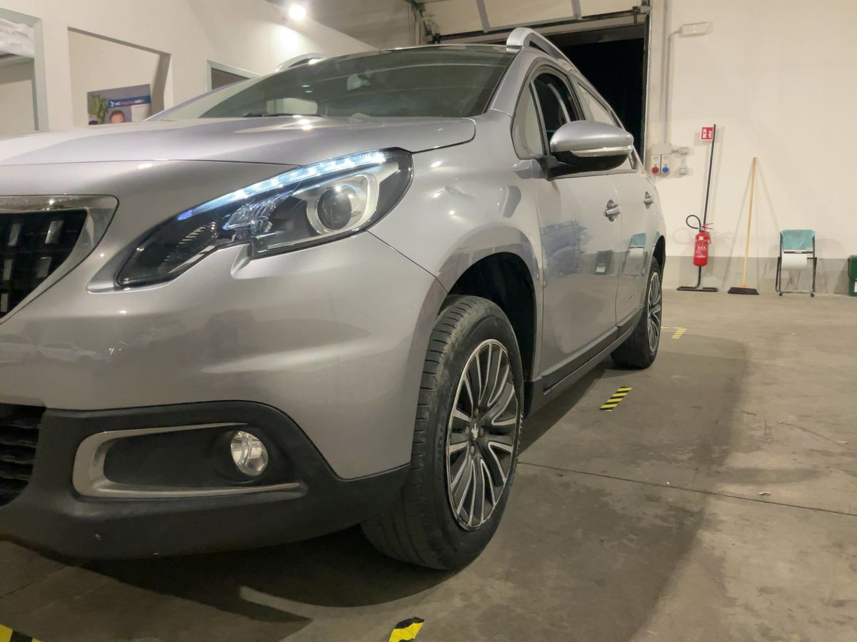 Peugeot 2008 1.2 e-VTi Active