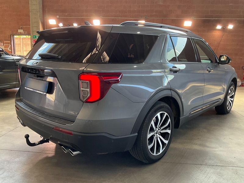Ford Explorer 3.0 Plug-in Hybrid 4x4 ST-Line — zdjęcie 6
