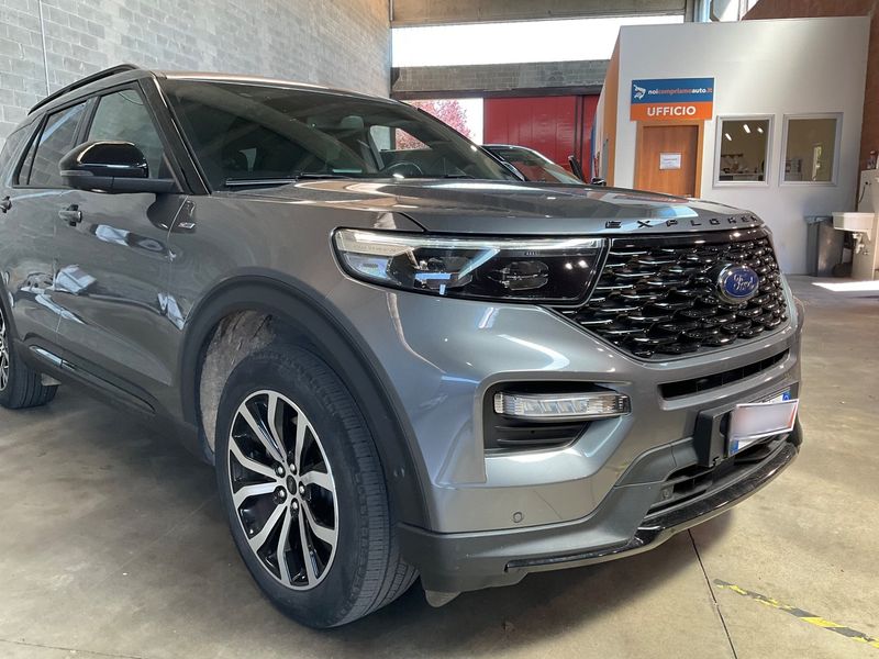Ford Explorer 3.0 Plug-in Hybrid 4x4 ST-Line — zdjęcie 8