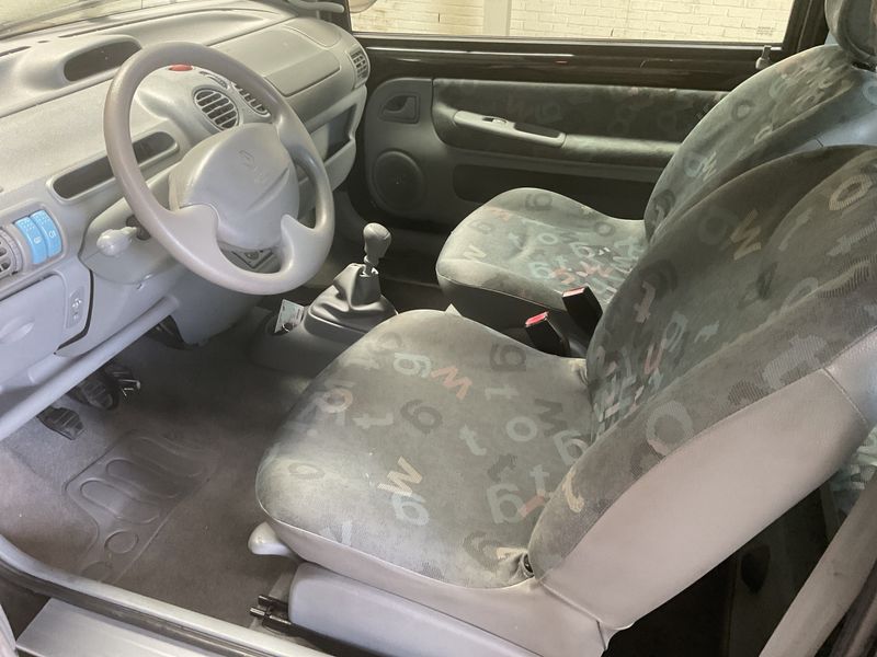 Renault Twingo 1.2 Authentique — zdjęcie 3