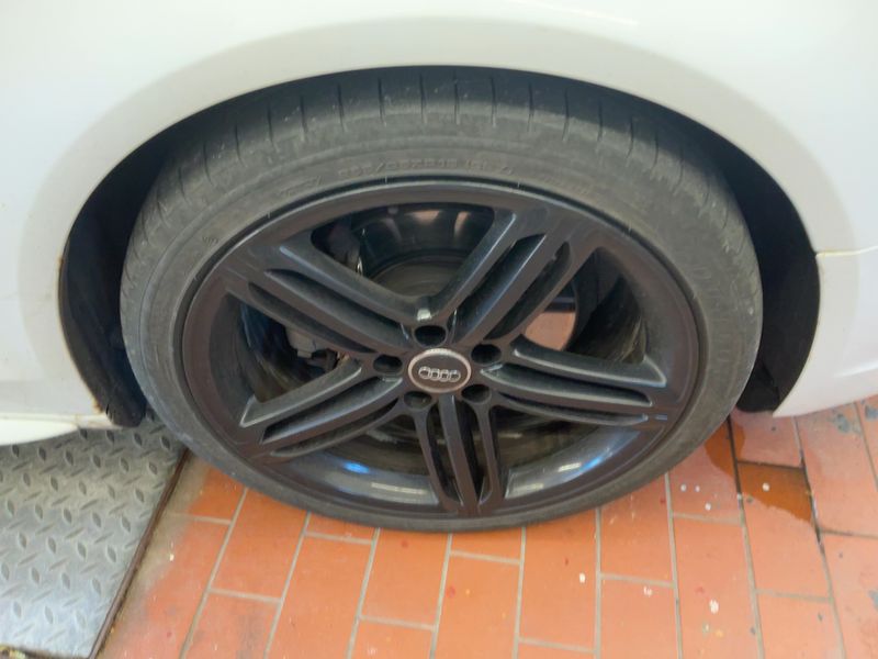 Audi A4 2.0 TDI quattro Ambiente 2012 – снимка 11