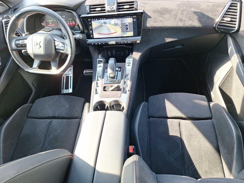 DS Automobiles DS7 1.5 Blue-HDi Performance Line + — zdjęcie 11