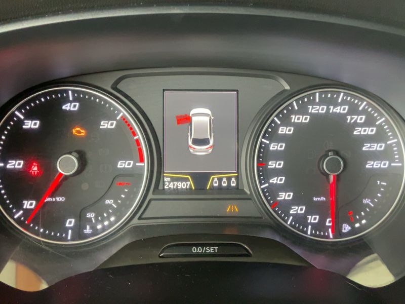 Seat Leon 1.6 TDI Style Ecomotive 2016 – снимка 19