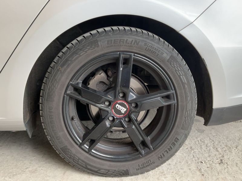 Seat Leon 1.6 TDI Style Ecomotive 2016 – снимка 5