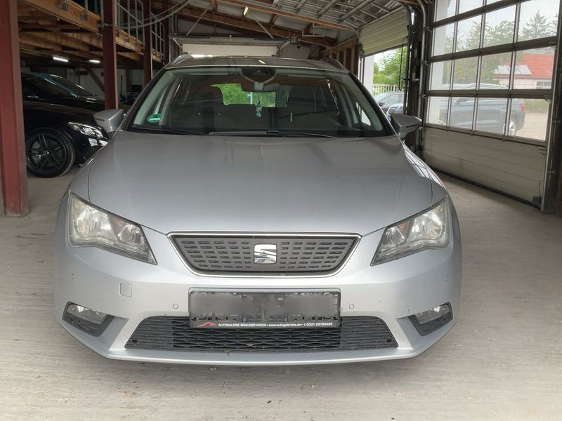 Seat Leon 1.6 TDI Style Ecomotive 2016 – снимка 14
