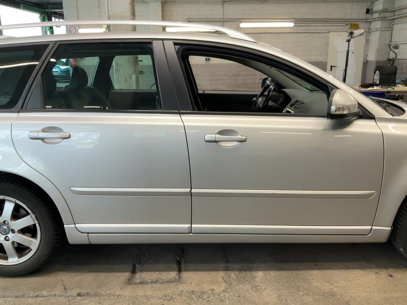 Volvo V50 2.0 F Business Edition — zdjęcie 7