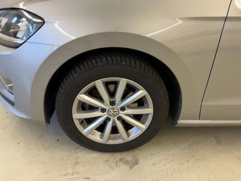 Volkswagen Golf VII Sportsvan 1.4 TSI Lounge BlueMotion Tech 2015 – снимка 3