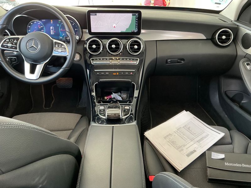 Mercedes-Benz C-Klasse C 220 d T AMG Line — zdjęcie 12