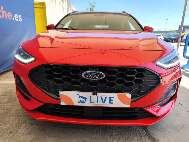 Ford Focus 1.0 EcoBoost Mild-Hybrid ST-Line — zdjęcie 7
