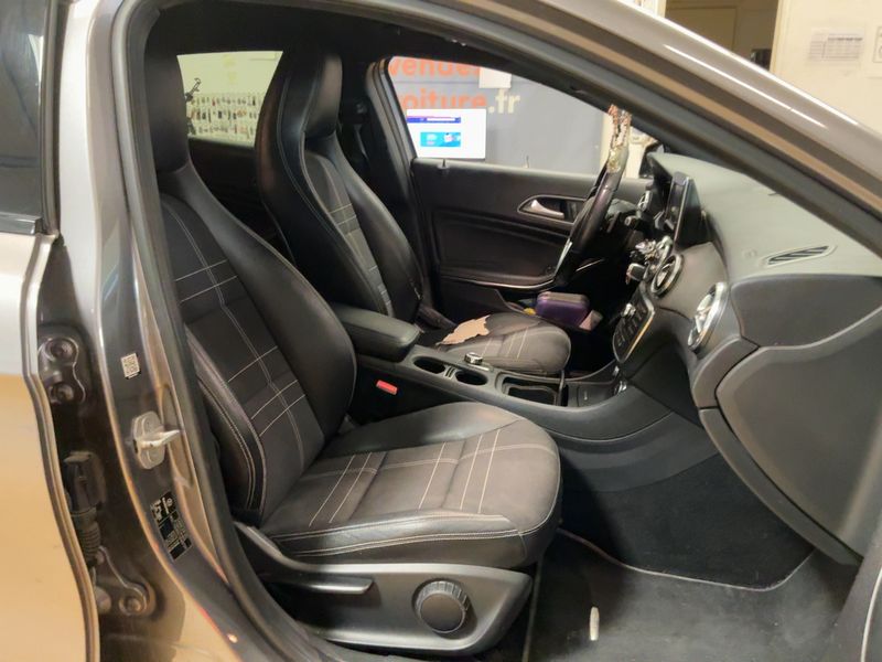 Mercedes-Benz GLA-Klasse GLA 220 d 4Matic 2014 – снимка 16