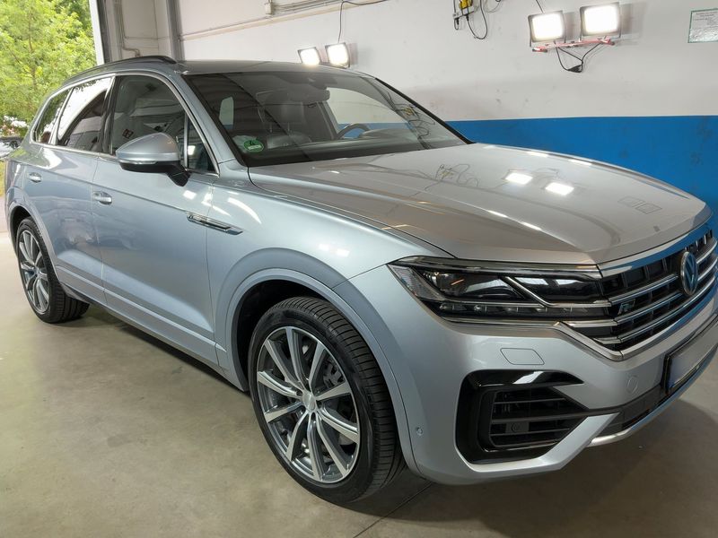 Volkswagen Touareg 4.0 TDI R-Line 4Motion — zdjęcie 8