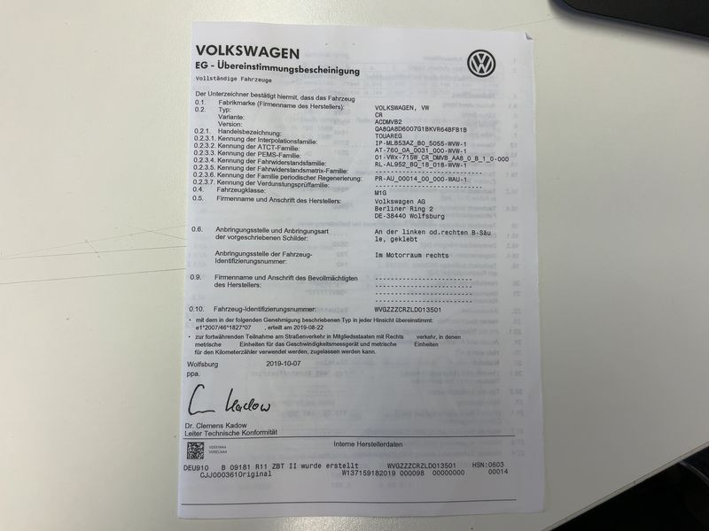 Volkswagen Touareg 4.0 TDI R-Line 4Motion — zdjęcie 16