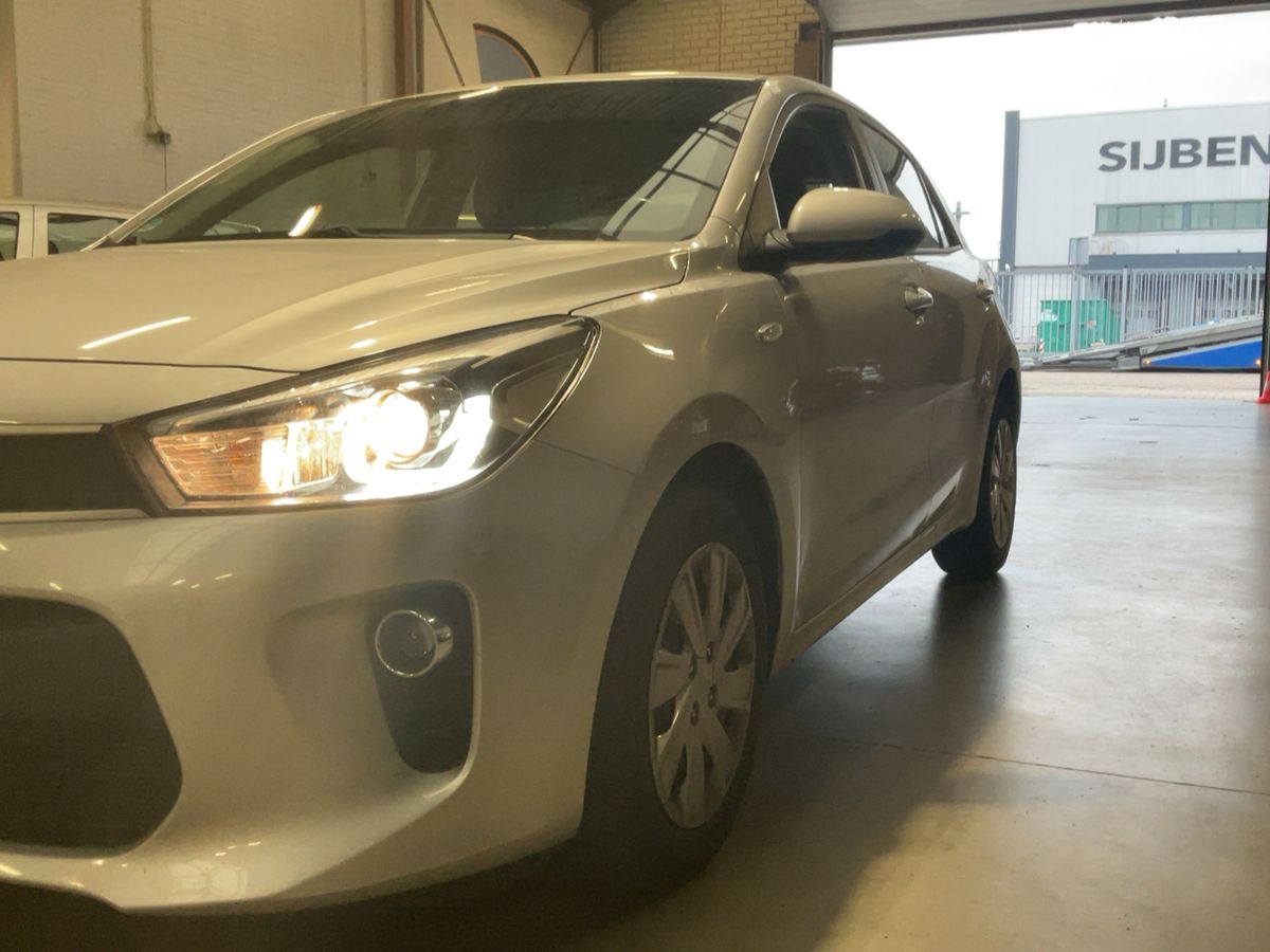 Kia Rio 1.0 TGDI Concept