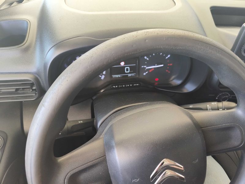 Citroen Berlingo 1.5 Blue-HDi Live M 2021 – снимка 23