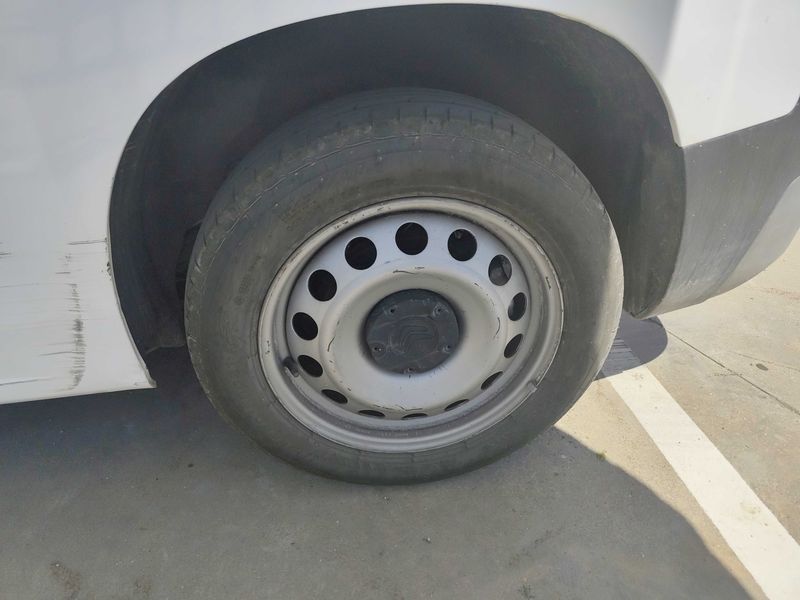 Citroen Berlingo 1.5 Blue-HDi Live M 2021 – снимка 16