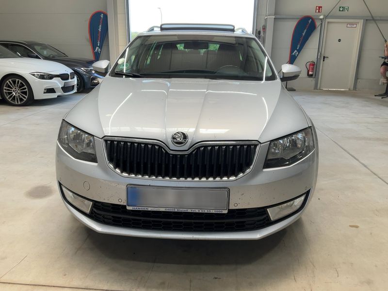 Skoda Octavia 1.6 TDI Style 2015 – снимка 14