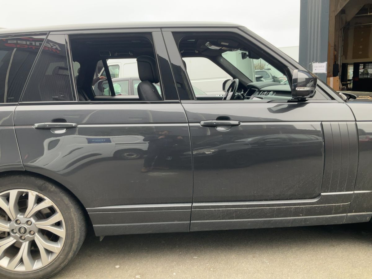 Land Rover 2021 — photo 11