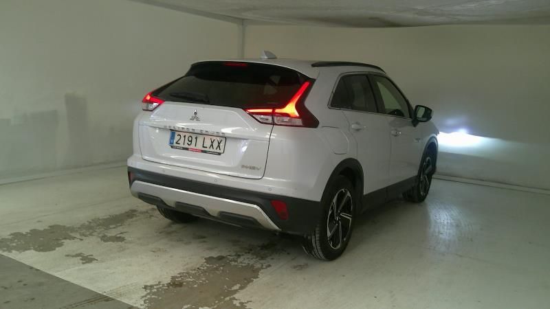 Mitsubishi Eclipse Cross 2.4 Plug-in Hybrid Kaiteki 4WD — zdjęcie 5