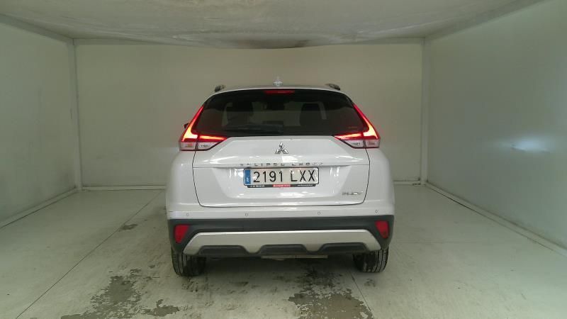 Mitsubishi Eclipse Cross 2.4 Plug-in Hybrid Kaiteki 4WD — zdjęcie 3