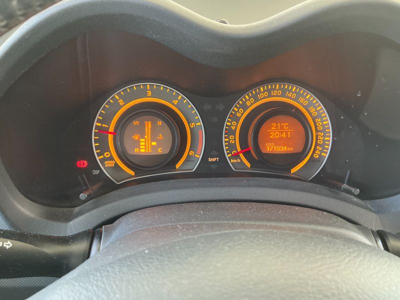 Toyota Auris 2.0 D-4D Sol — zdjęcie 13