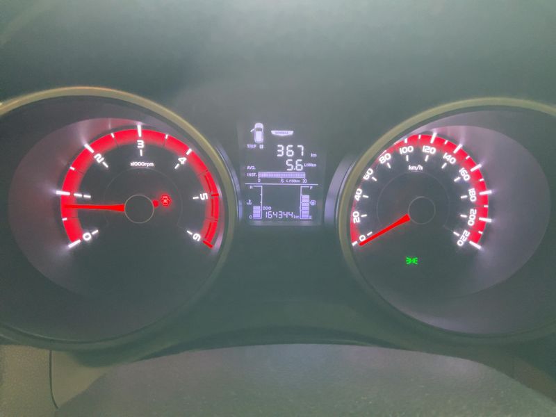 Ssangyong XLV 1.6 Turbodiesel Crystal 4x2 — zdjęcie 13